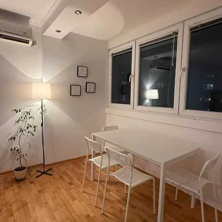 Light & Cozy Flat Banovo Brdo 아파트